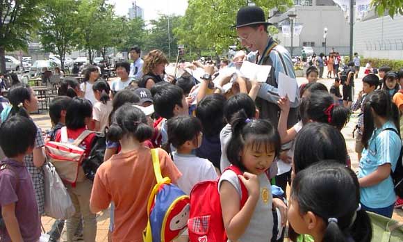 GINA & CHRIS with kids in Osaka